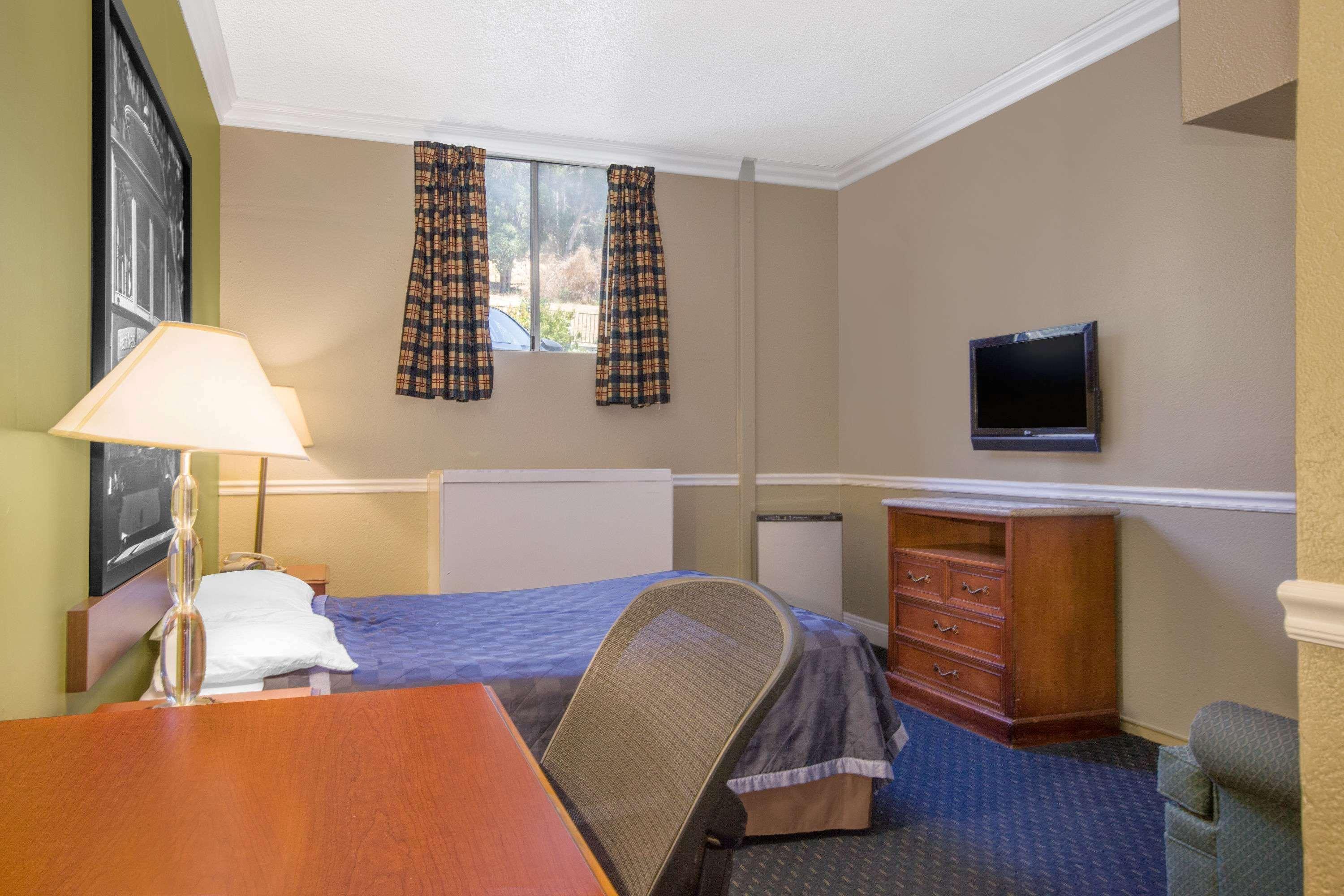 Super 8 By Wyndham Hayward Downtown Motel Castro Valley Luaran gambar