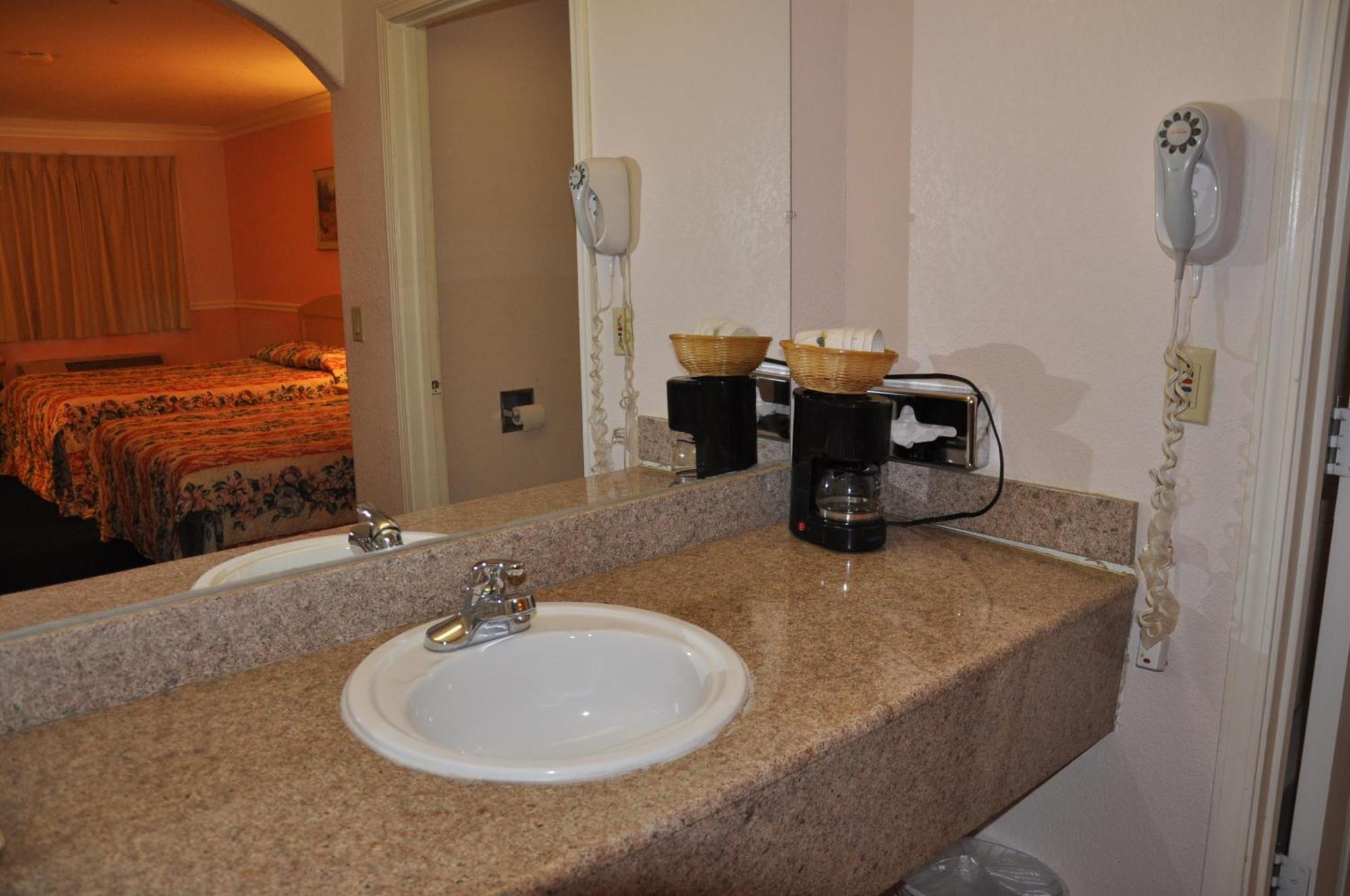 Super 8 By Wyndham Hayward Downtown Motel Castro Valley Luaran gambar