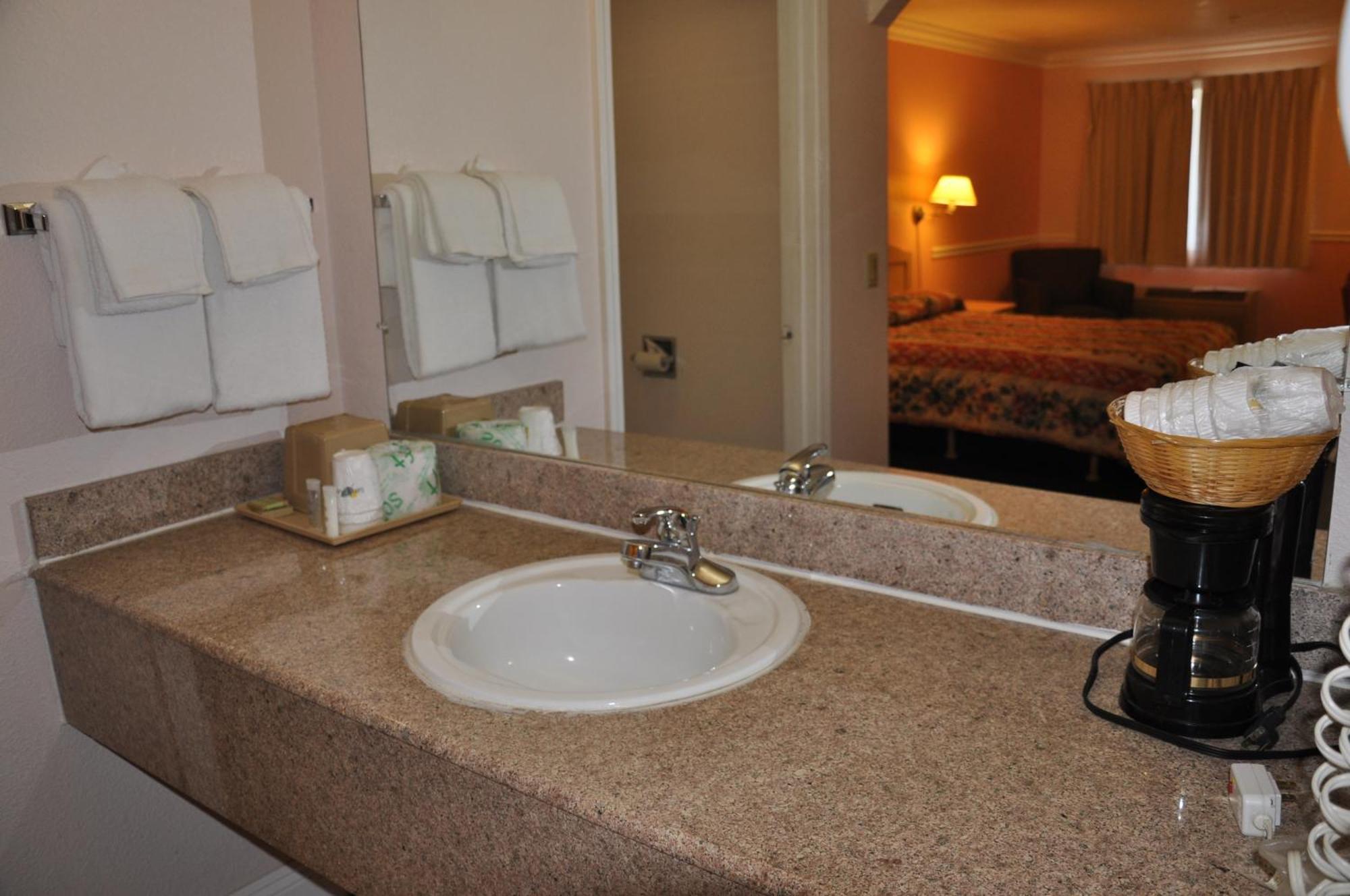 Super 8 By Wyndham Hayward Downtown Motel Castro Valley Luaran gambar