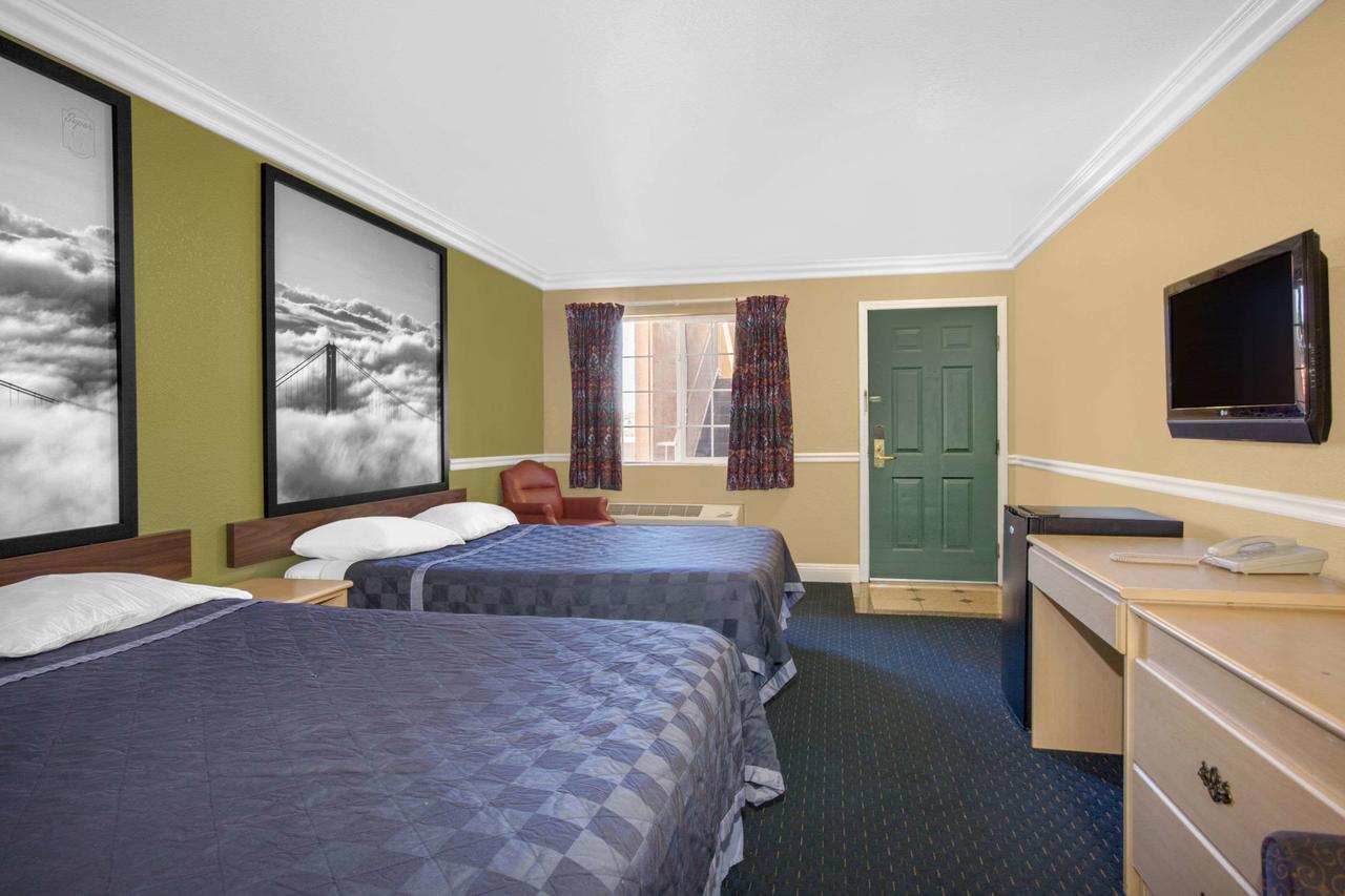 Super 8 By Wyndham Hayward Downtown Motel Castro Valley Luaran gambar