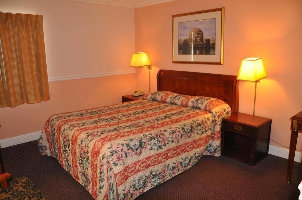 Super 8 By Wyndham Hayward Downtown Motel Castro Valley Luaran gambar